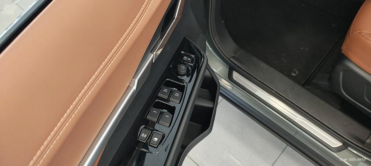 Kgm Torres Full Hybrid 204 CV Style