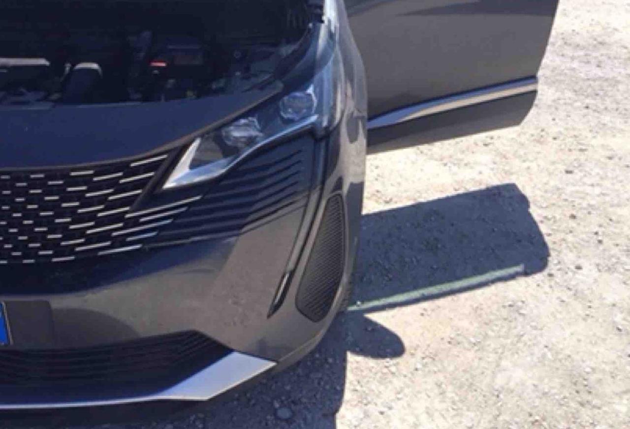 Peugeot 5008 BlueHDi 130 S&S EAT8 Active Business