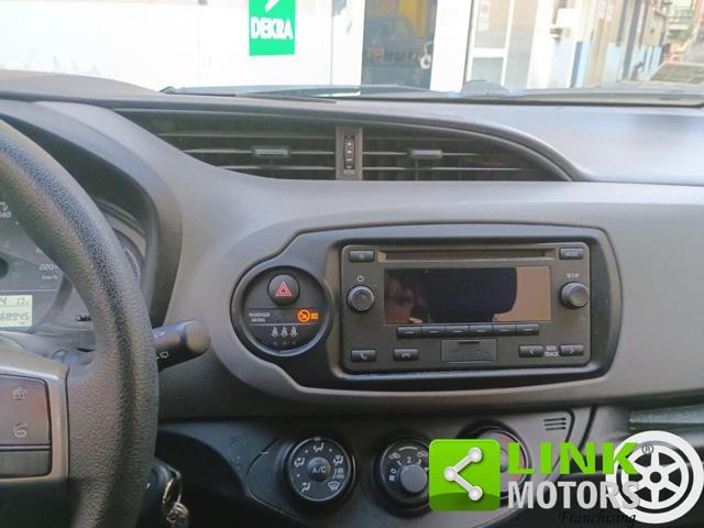 TOYOTA Yaris 1.0 5 porte Active 51 kw NEOPATENTATI
