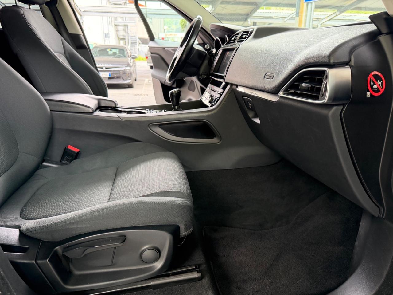 Jaguar F-Pace 2.0 D 180 CV AWD manuale - 2017 euro6