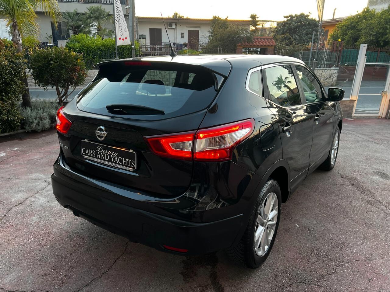 Nissan Qashqai 1.6 dCi - 2016- AUTOMATICA-NAVI