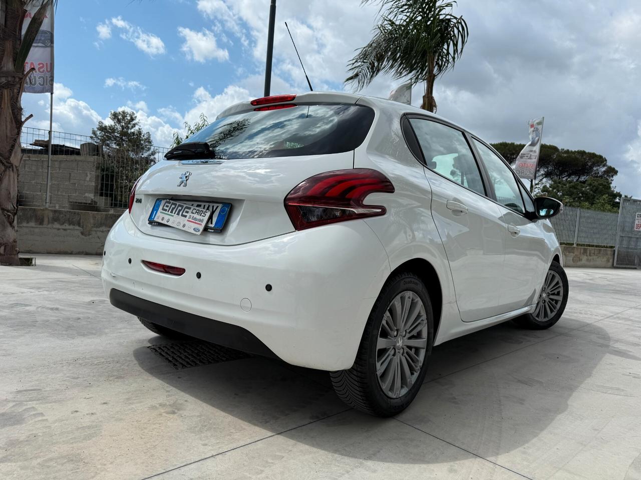 PEUGEOT 208 ANNO 2017 1.6 DIESEL 75 CV