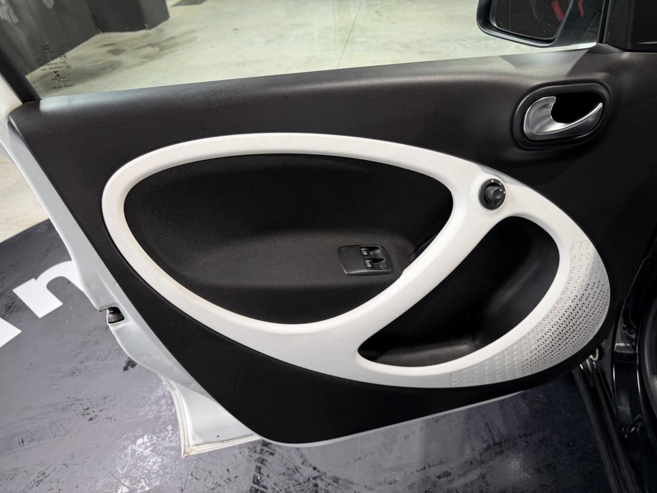 Smart ForFour 70 1.0 twinamic Sport edition 1