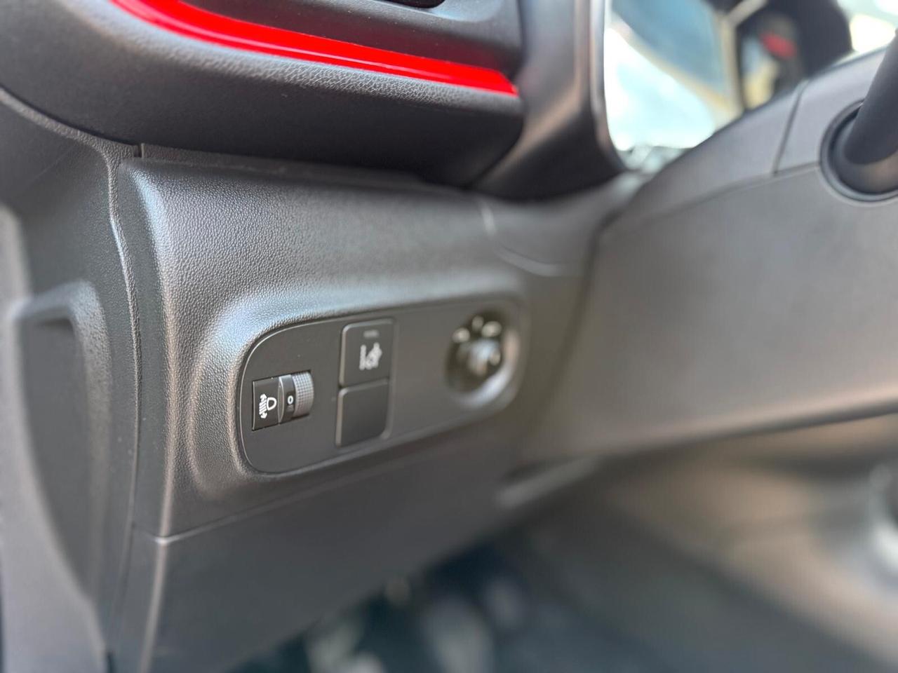 Citroen C3 1.2 PureTech Benzina/GPL 2017 – €8.500