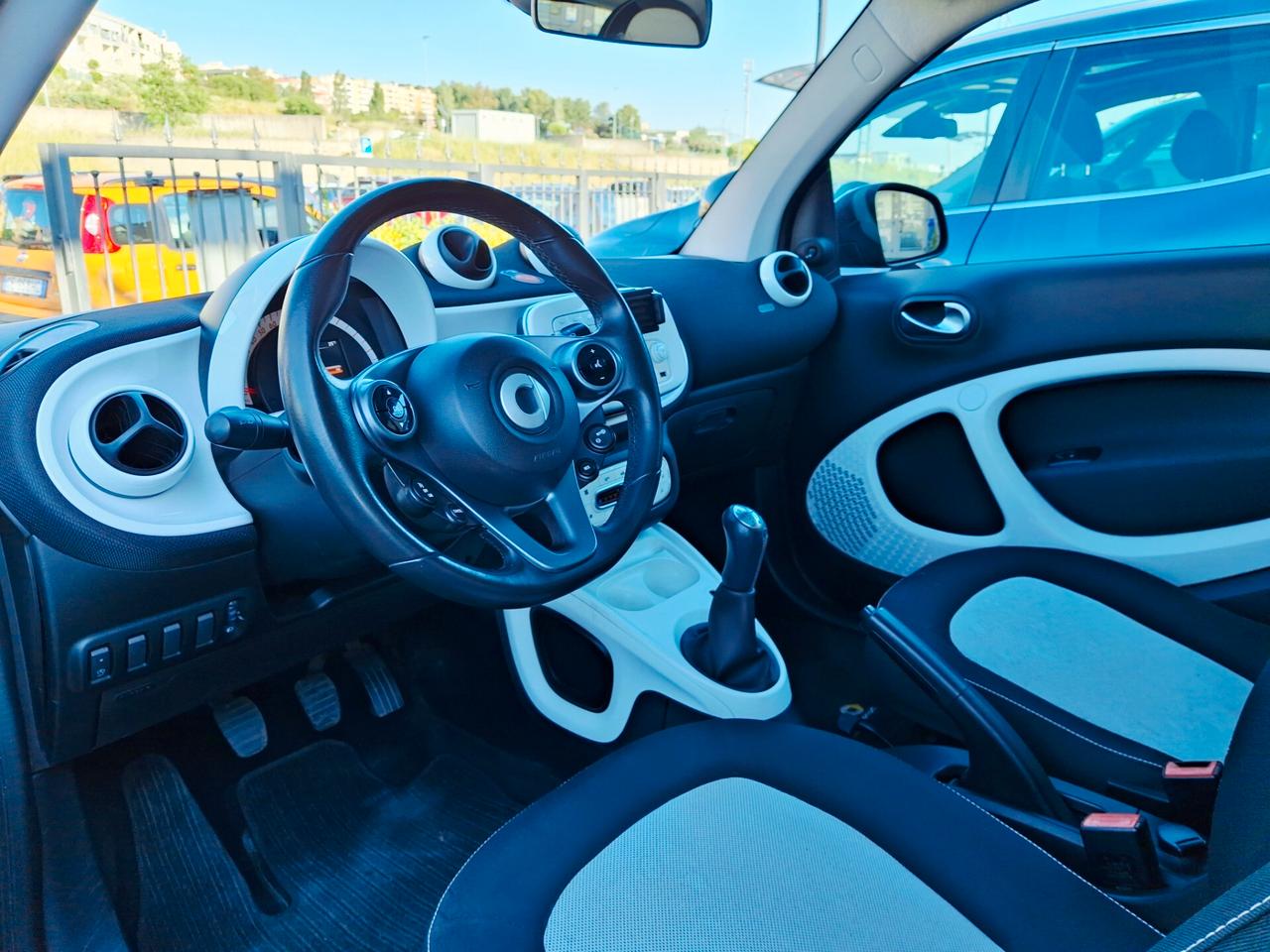 Smart ForTwo 1000 62 kW coupé passion
