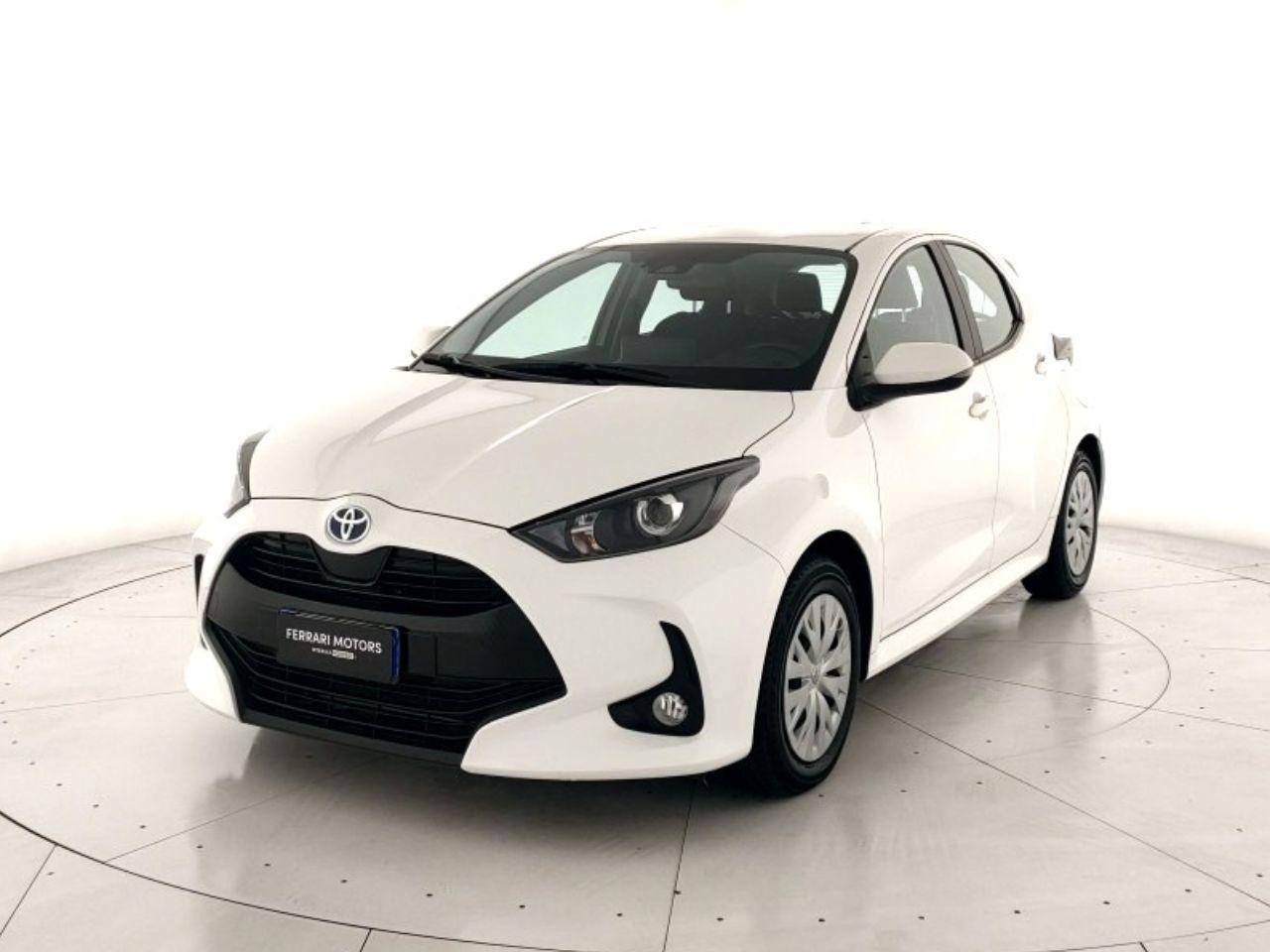 TOYOTA Yaris 1.5h Business