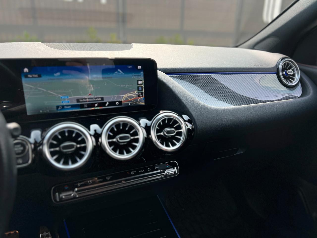 Mercedes-benz GLA 200 200d 2.0 150cv PREMIUM UNICOPROPRIETARIO IVA ESPOSTA