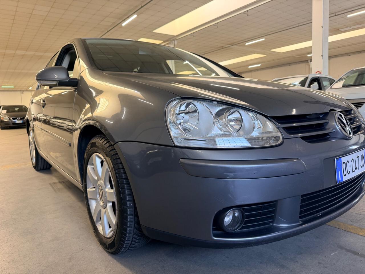 Volkswagen Golf 1.6 16V FSI 5p. Comfortline
