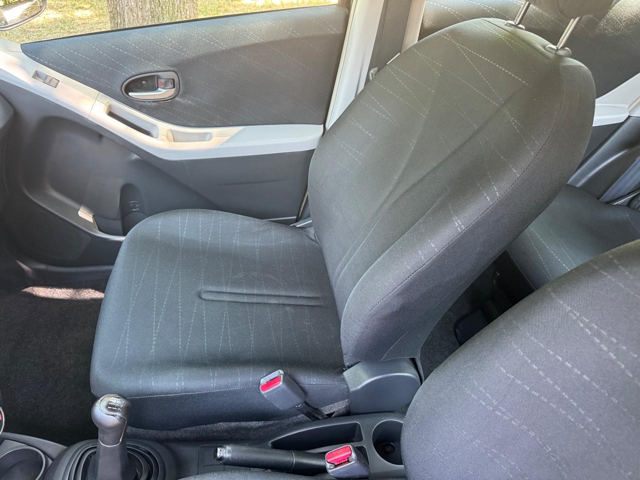 Toyota Yaris 1.3 5 porte Neopatentato