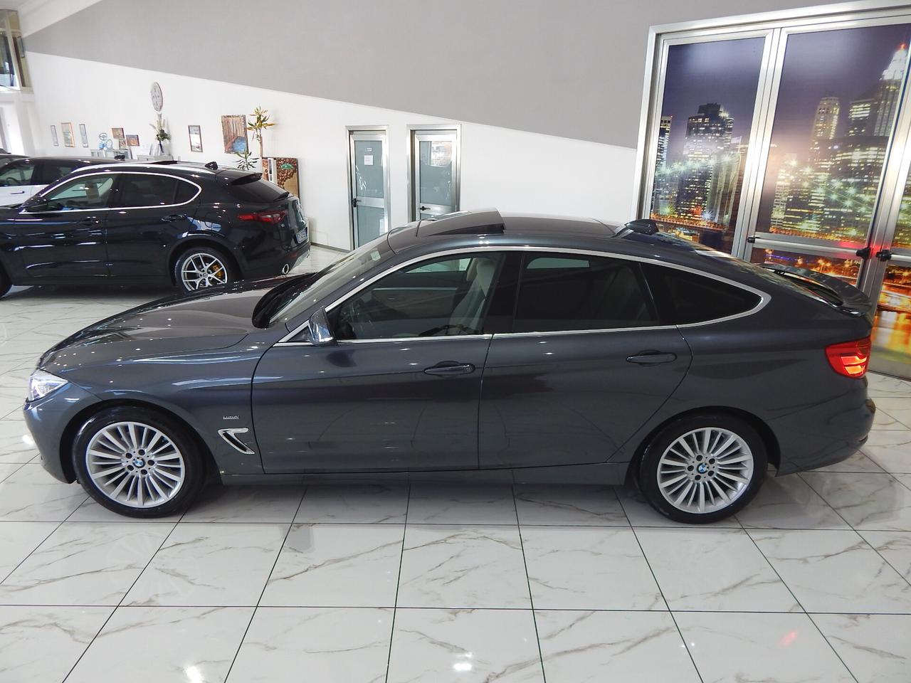 BMW 320 d Gran Turismo GT xdrive Luxury TETTO-NAVI-PELLE