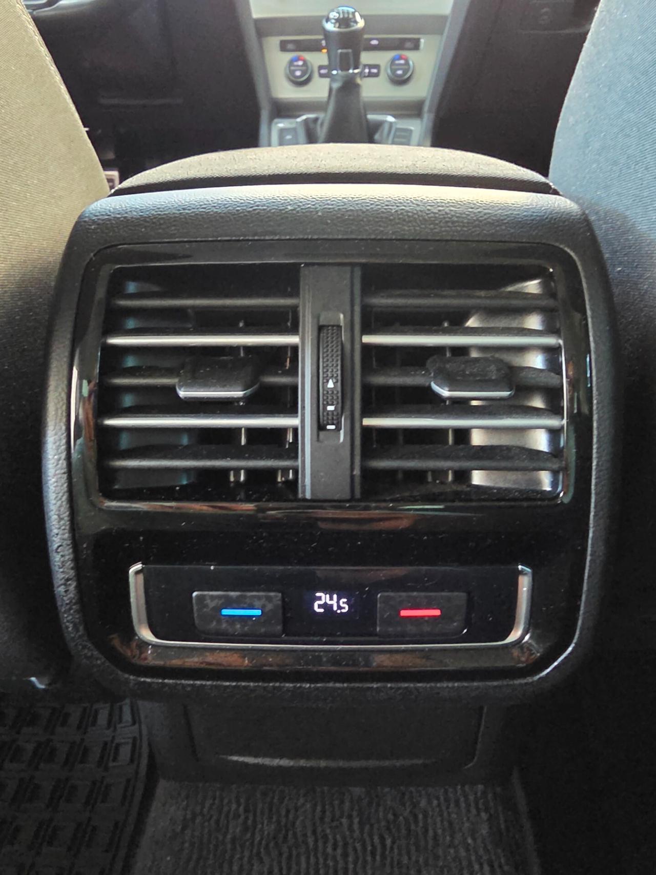 Volkswagen Passat 1.4 TSI Trendline BlueMotion Technology