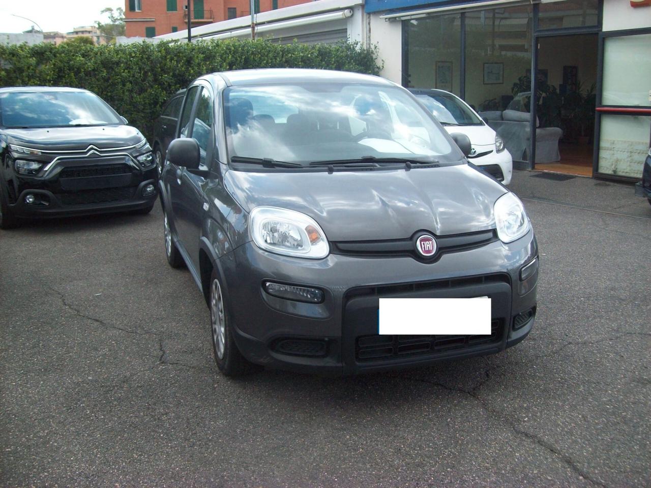 Fiat Panda 1.0 FireFly S&S Hybrid Garmin