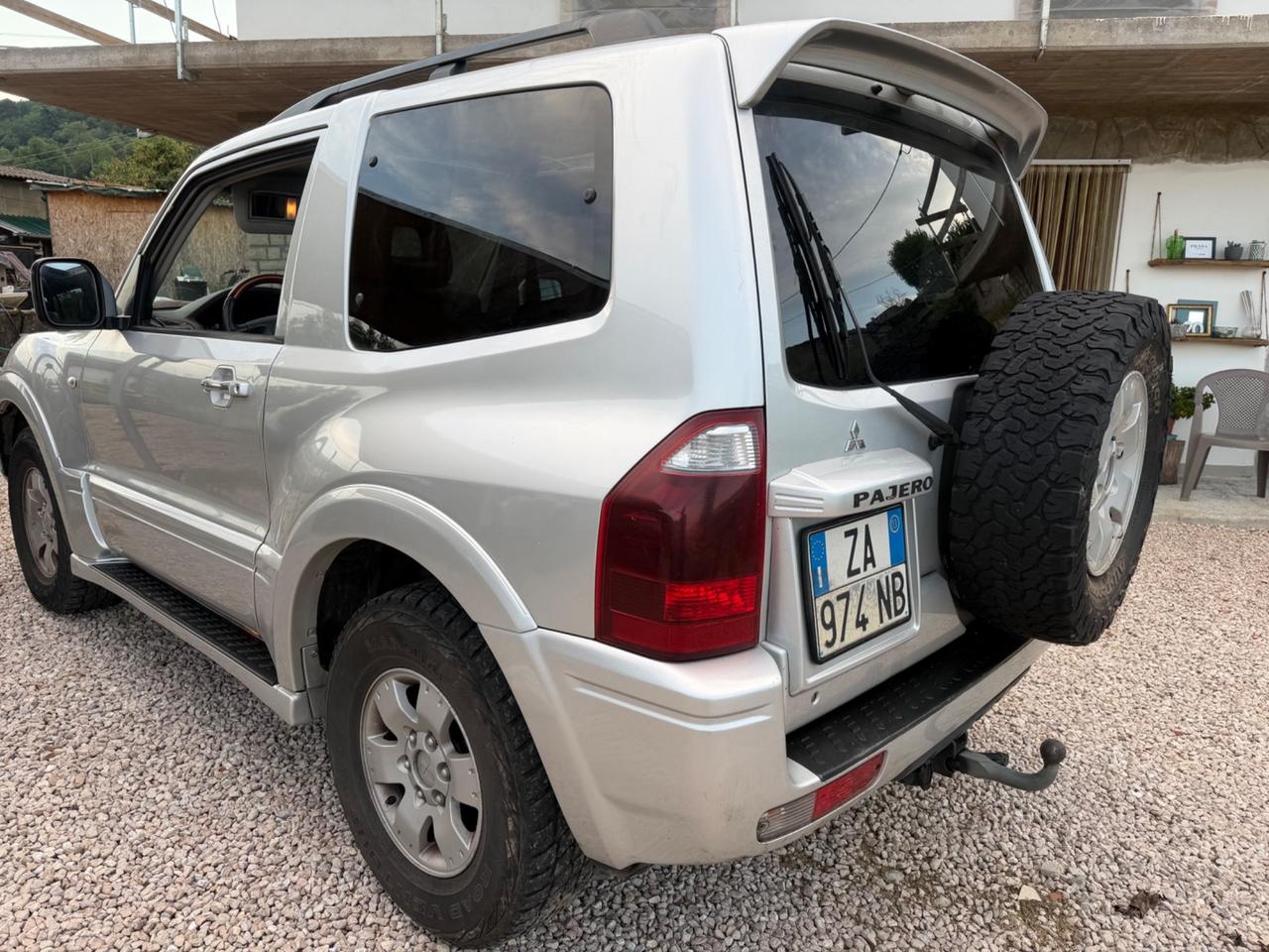 Mitsubishi Pajero 3.2 16V DI-D AUTOCARRO N1 5posti