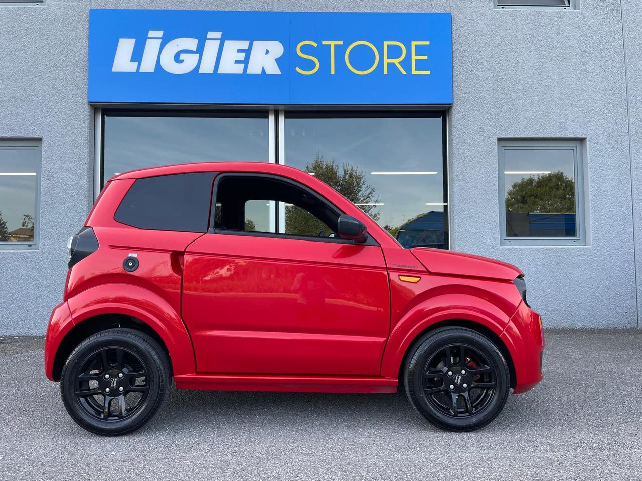 Ligier Myli DCI L6 I.Deal