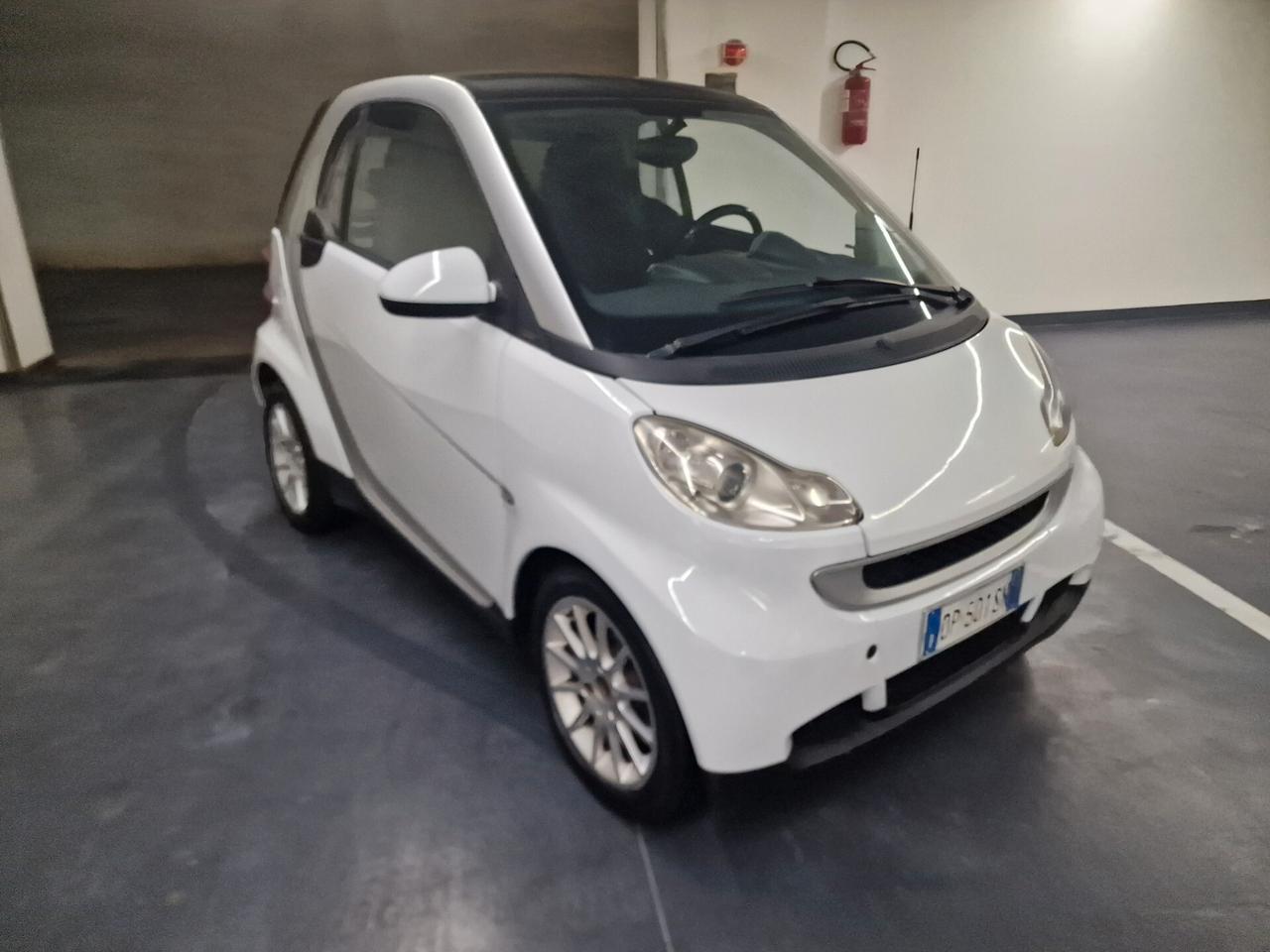 Smart ForTwo 1000 52 kW coupé passion