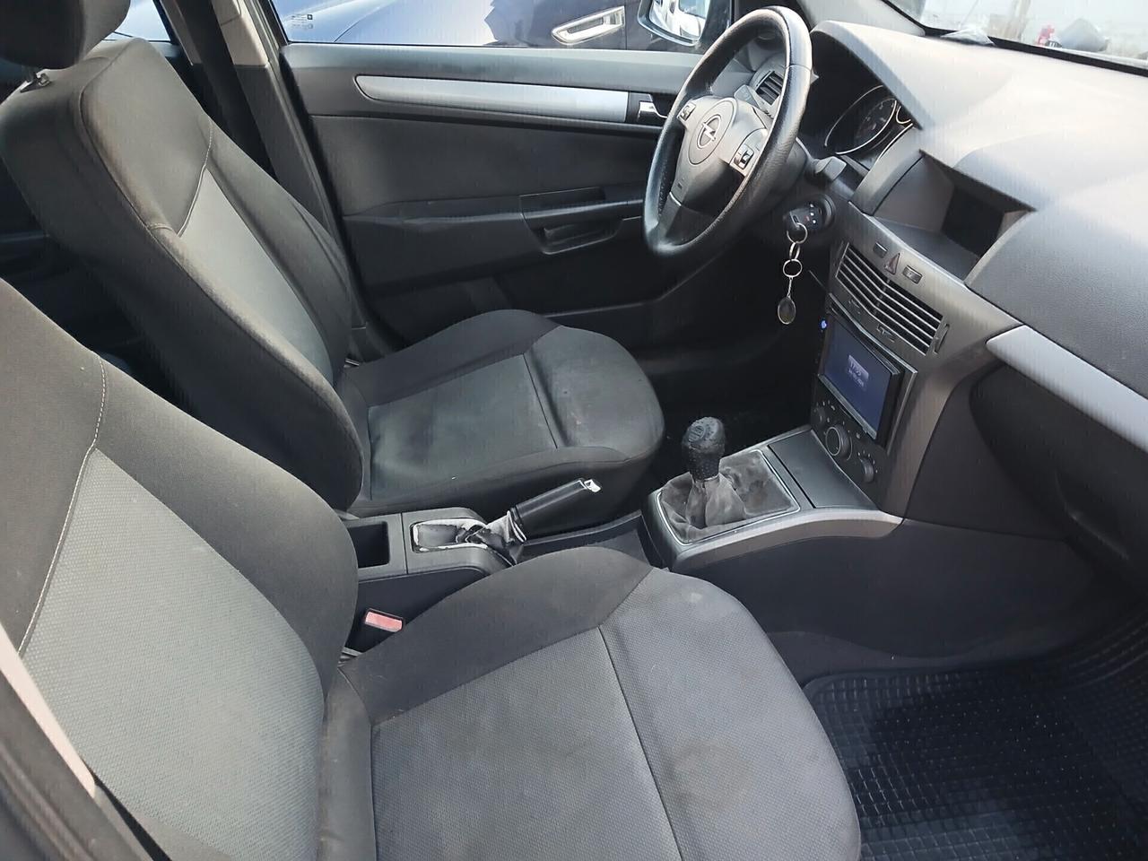 Opel Astra 1.3 CDTI Station Wagon Club