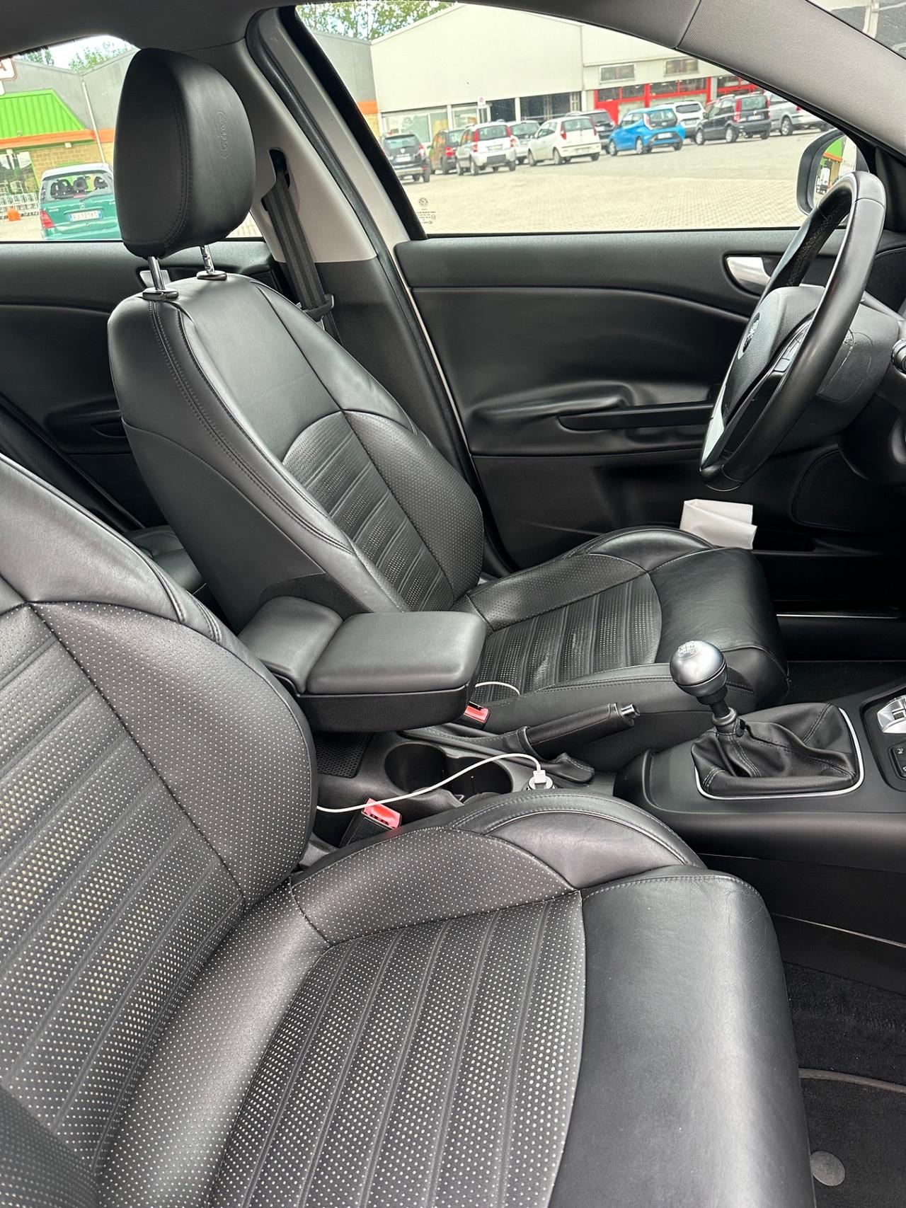 Alfa Romeo Giulietta 2.0 JTDm-2 150 CV Exclusive