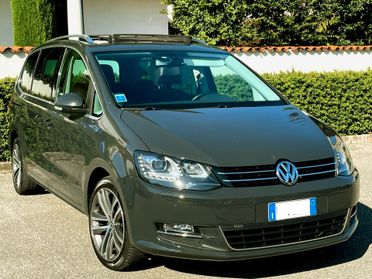 VW SHARAN 2.0D aut.-7POSTI-Pelle,Nav,Tetto-2014