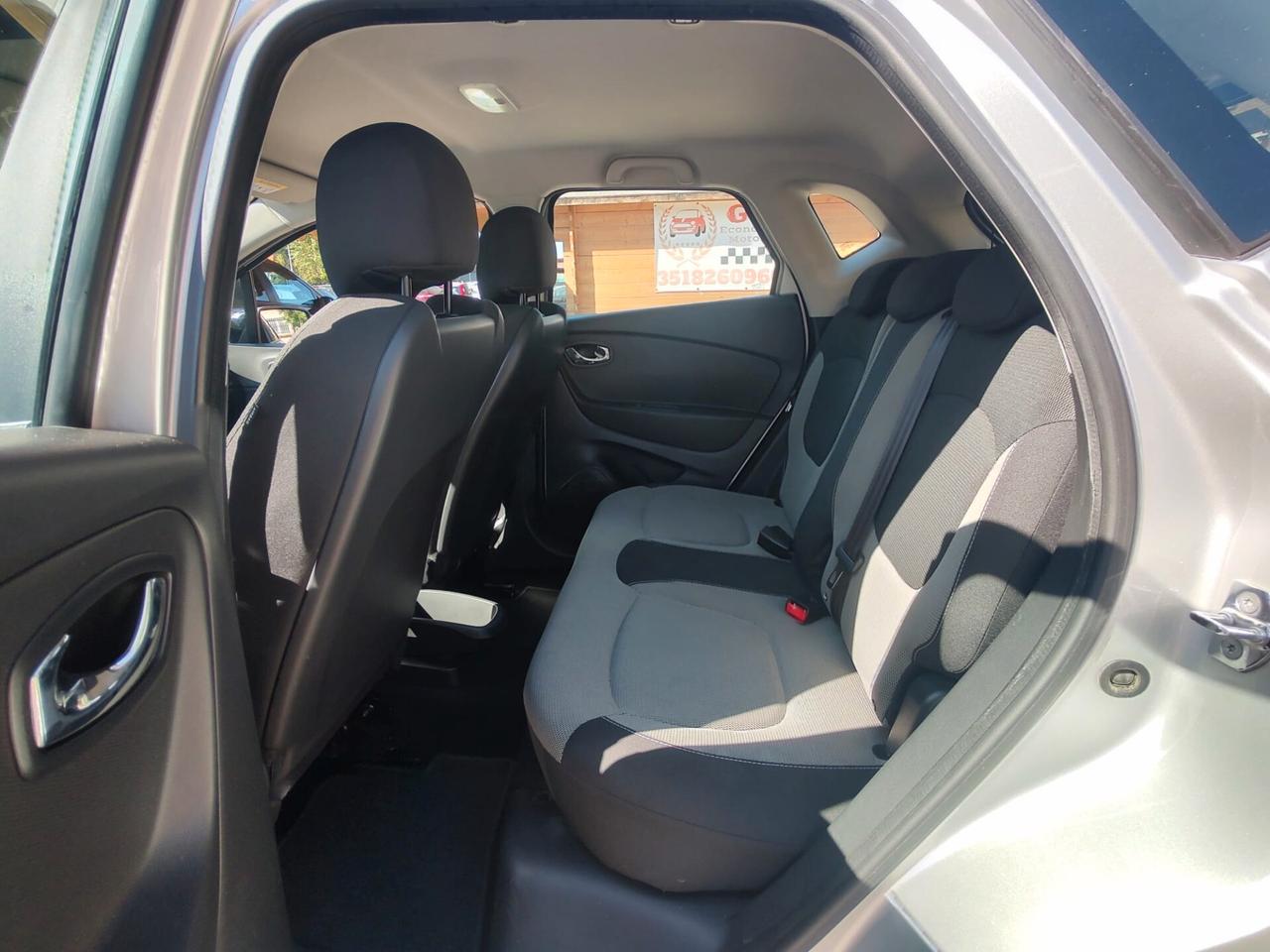 Renault Captur 0.9 TCe 12V 90 CV Start&Stop Live, VEICOLO EURO 5B, OK NEOPATENTATI, GARANZIA L.12 MESI