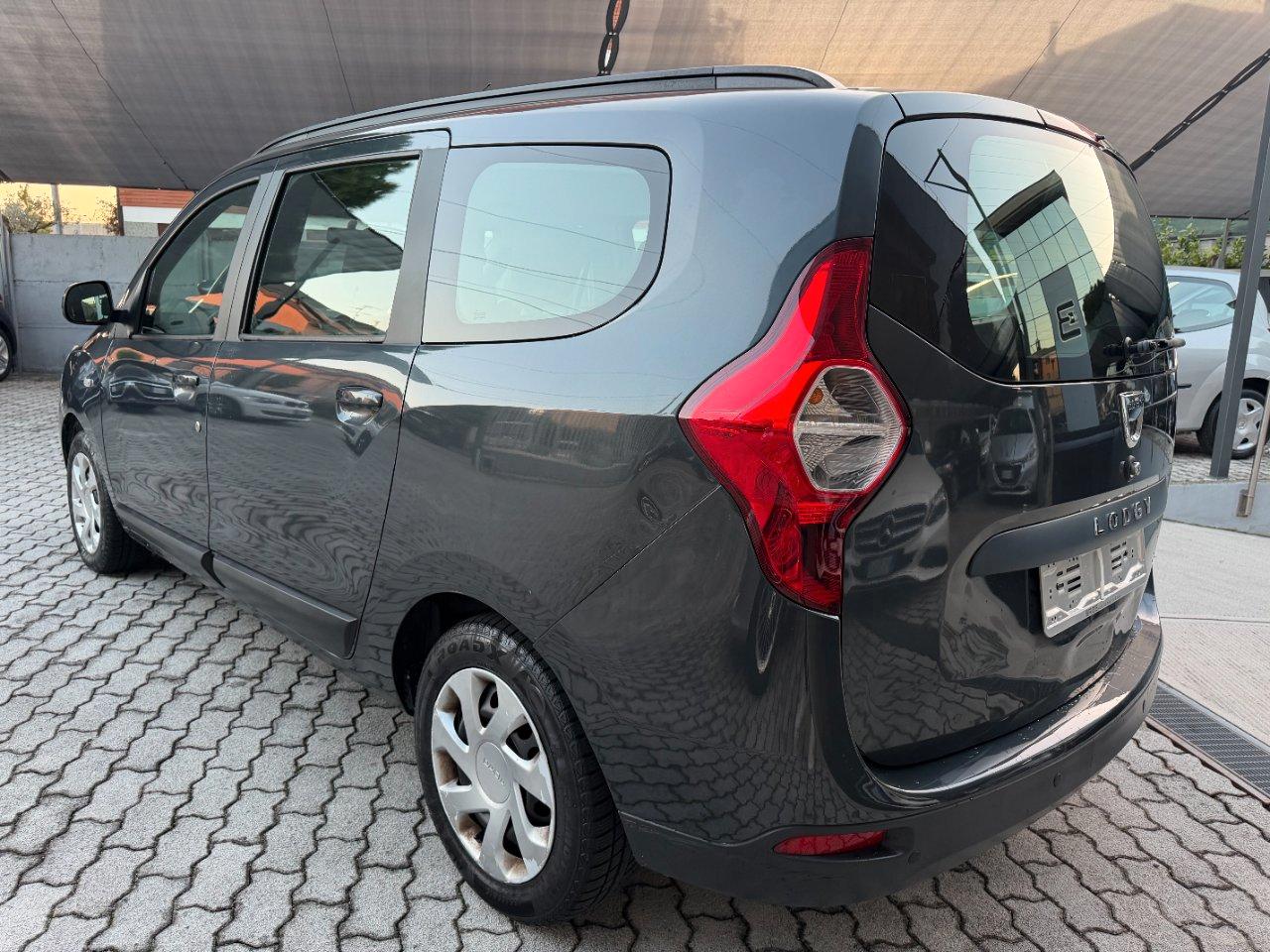 Dacia Lodgy 1.6 Laureate 85cv NAVI+PDC+CLIMA