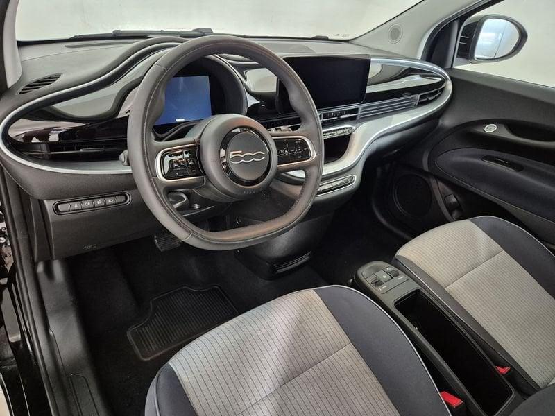 FIAT 500 IV 2020 500e 42 kWh La Prima
