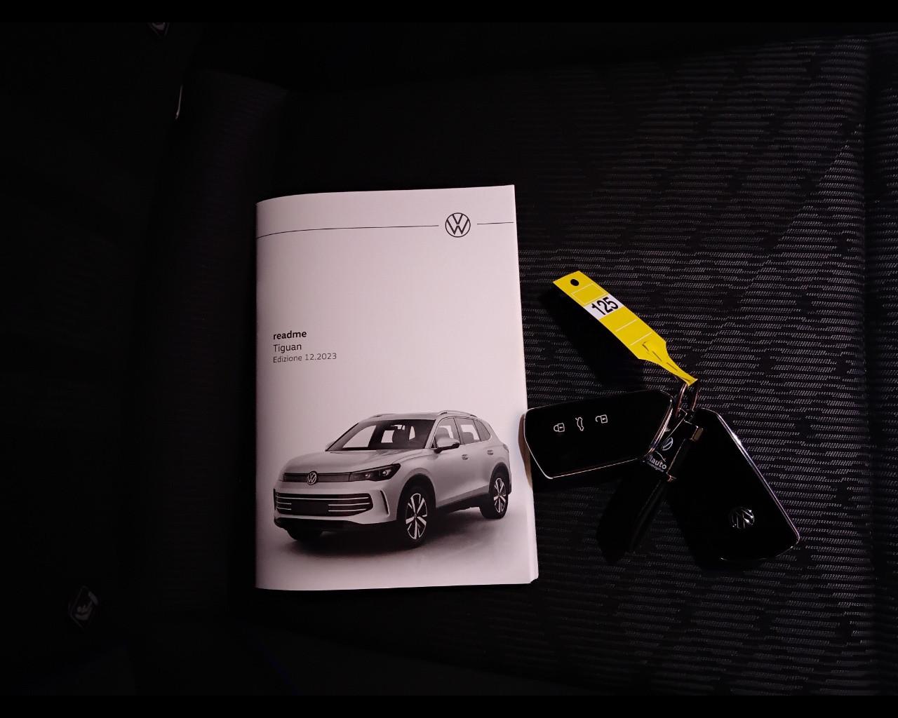 VOLKSWAGEN Tiguan III 2024 - Tiguan 1.5 etsi R-Line 150cv dsg