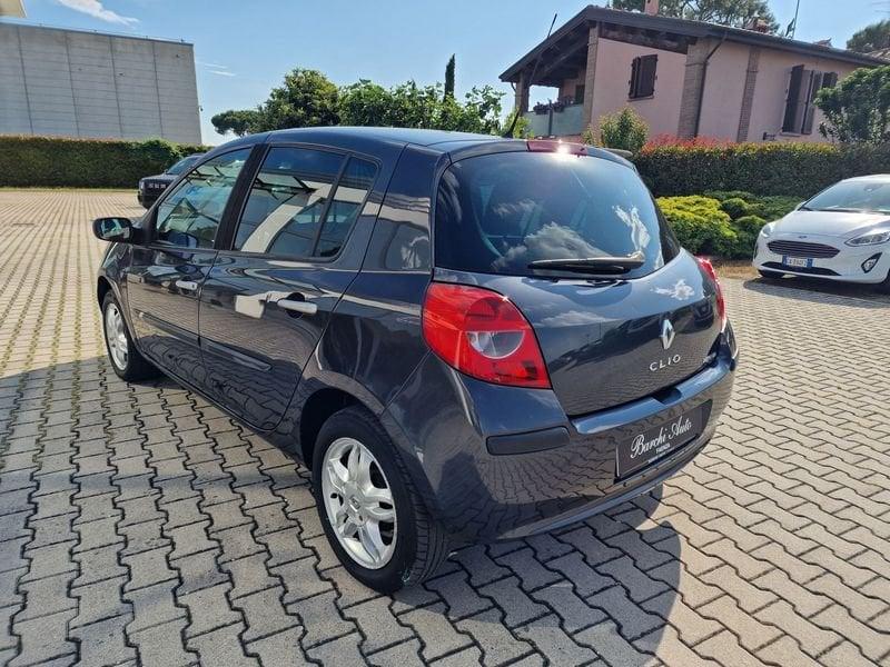 Renault Clio Clio 1.2 16V 5 porte Le Iene