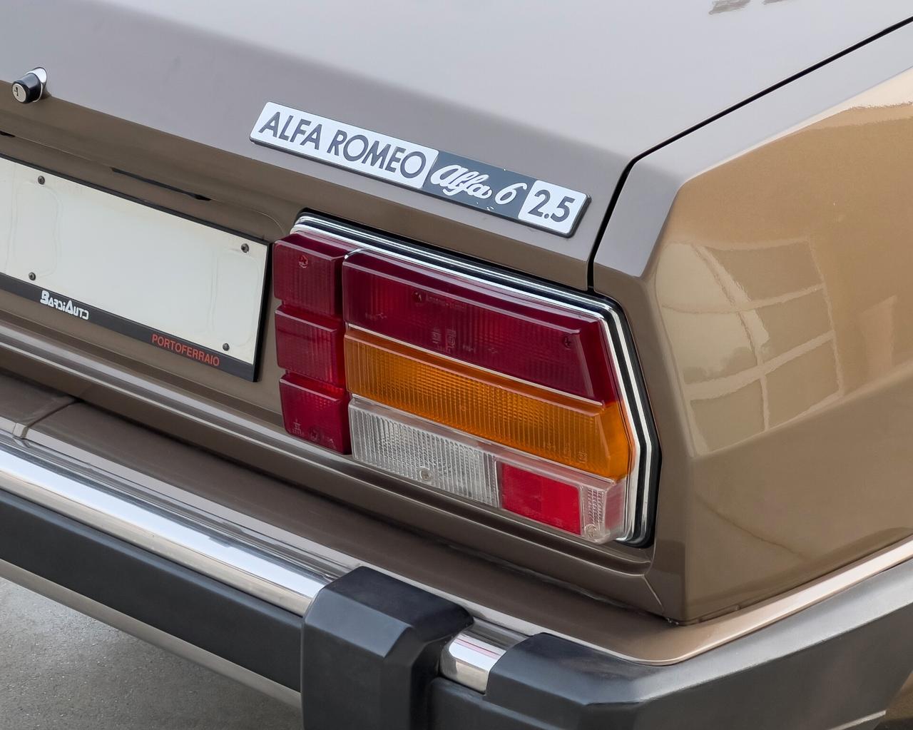 Alfa Romeo 6 2.5 V6