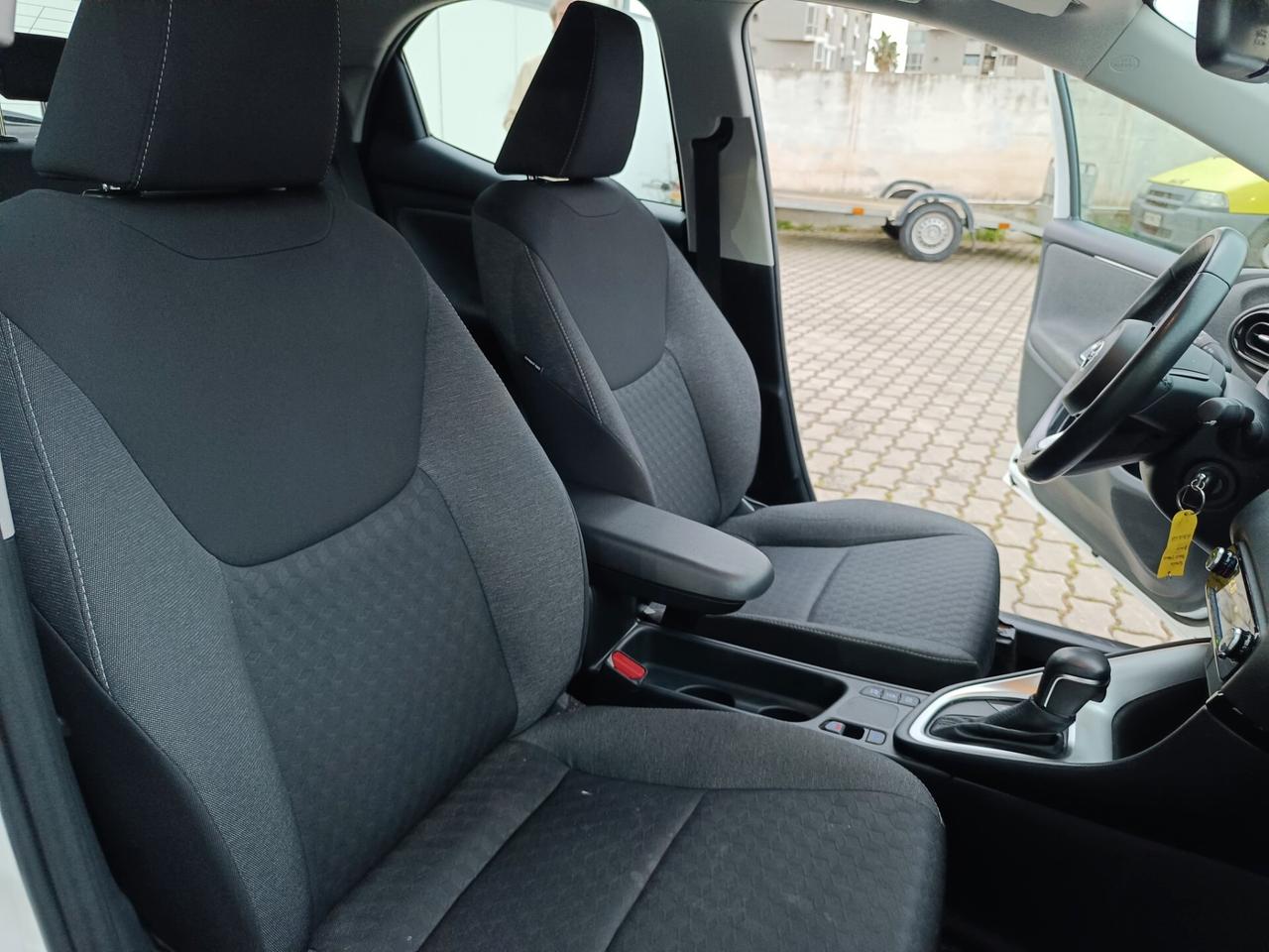 Toyota Yaris 1.5 Hybrid 5 porte Trend