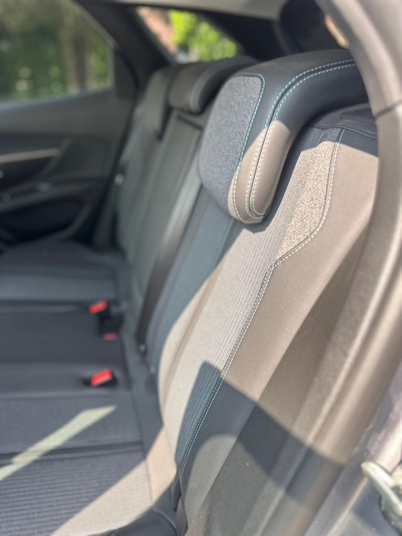 Peugeot 3008 BlueHDi 130 S&S EAT8 GT