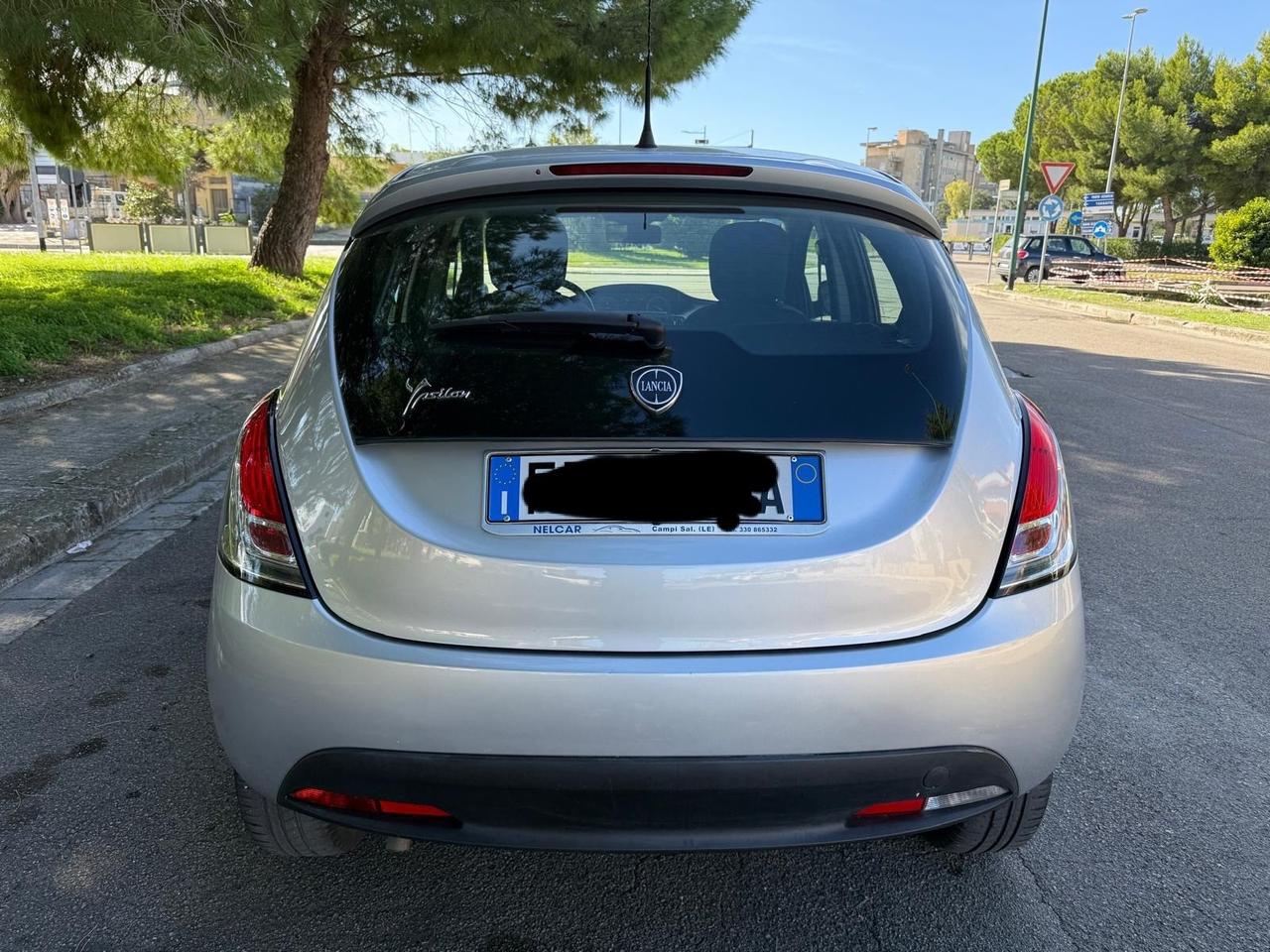 Lancia Ypsilon 1.2 69 CV 5 porte S&S Platinum