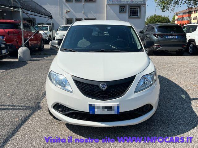 LANCIA Ypsilon 1.0 FireFly 5p S&S Hybrid Ecochic Silver PROMO