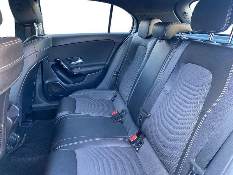 Mercedes-Benz Classe A A 180 d Sport auto