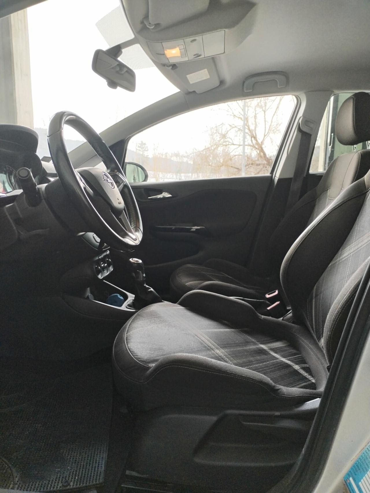 Opel Corsa 1.4 90CV GPL Tech 5 porte b-Color