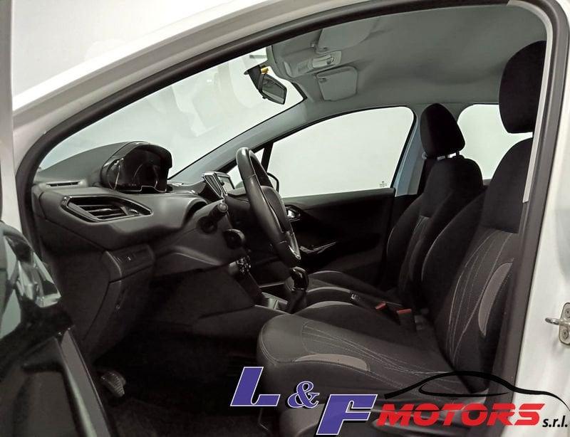 Peugeot 208 1.2 12V VTi 82cv Active