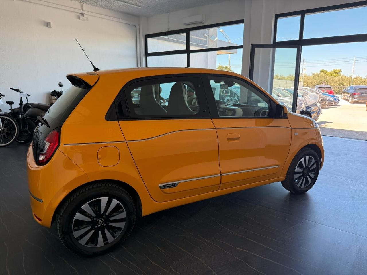 Renault Twingo 1.0 SCE 73 CV Duel