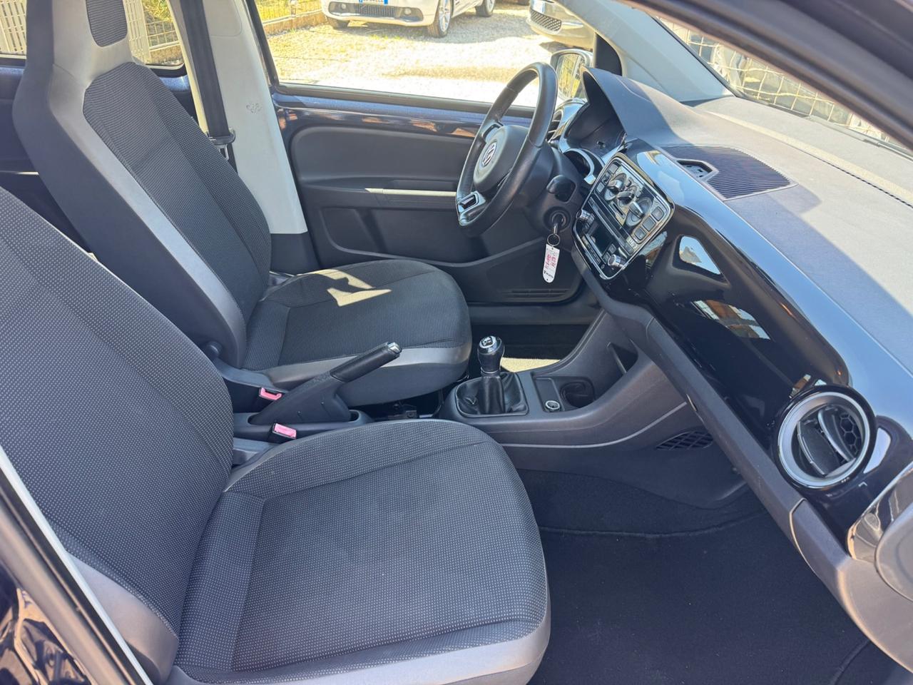 Volkswagen up! 1.0 75 CV 5p. high neopatentati