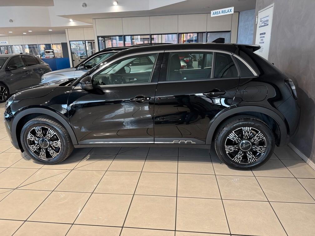 Fiat 600 1.2 hybrid 145cv auto Led Navi App conn 17"