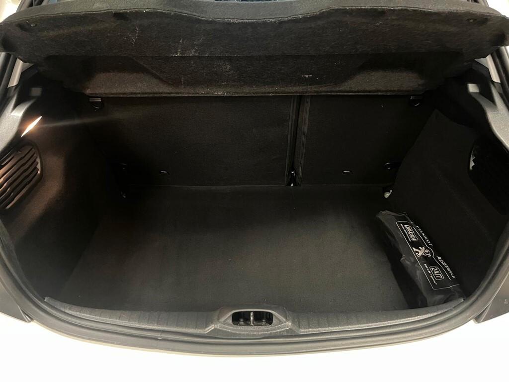 Peugeot 208 PureTech Allure neopatentati