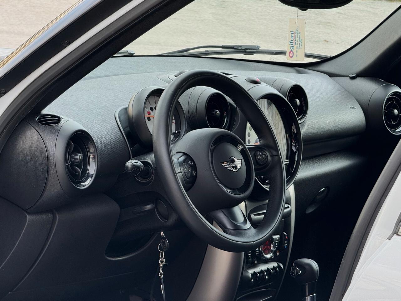 MINI Cooper D Countryman 2.0D Automatic 111CV XENON