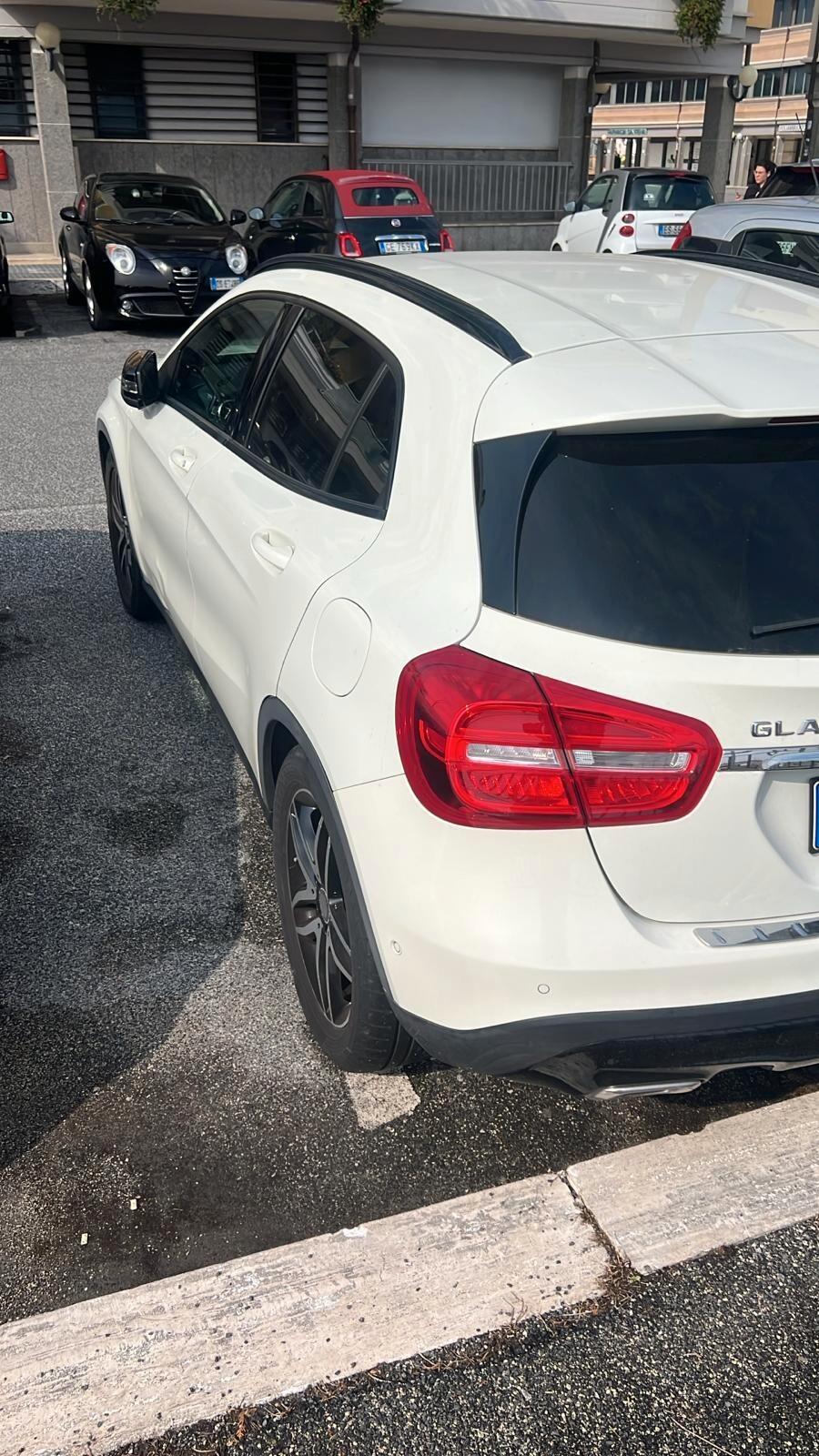 Mercedes-benz GLA 200 CDI Automatic 4Matic Premium