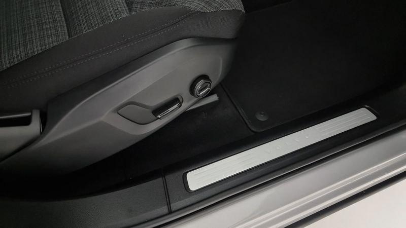 Volvo XC60 B4 D AWD automatico Core