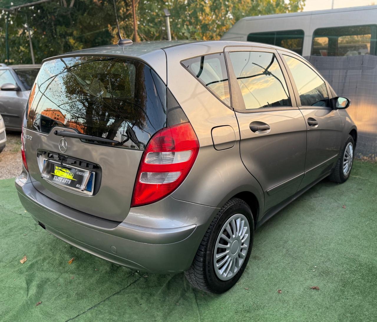 Mercedes CLASSE A 150 BENZINA NEOPATENTATI