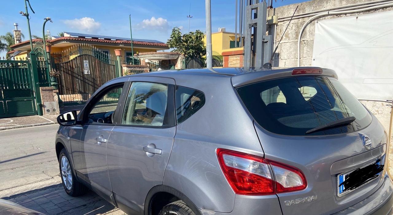 Nissan Qashqai 1.5 dCi DPF Acenta anno 2012