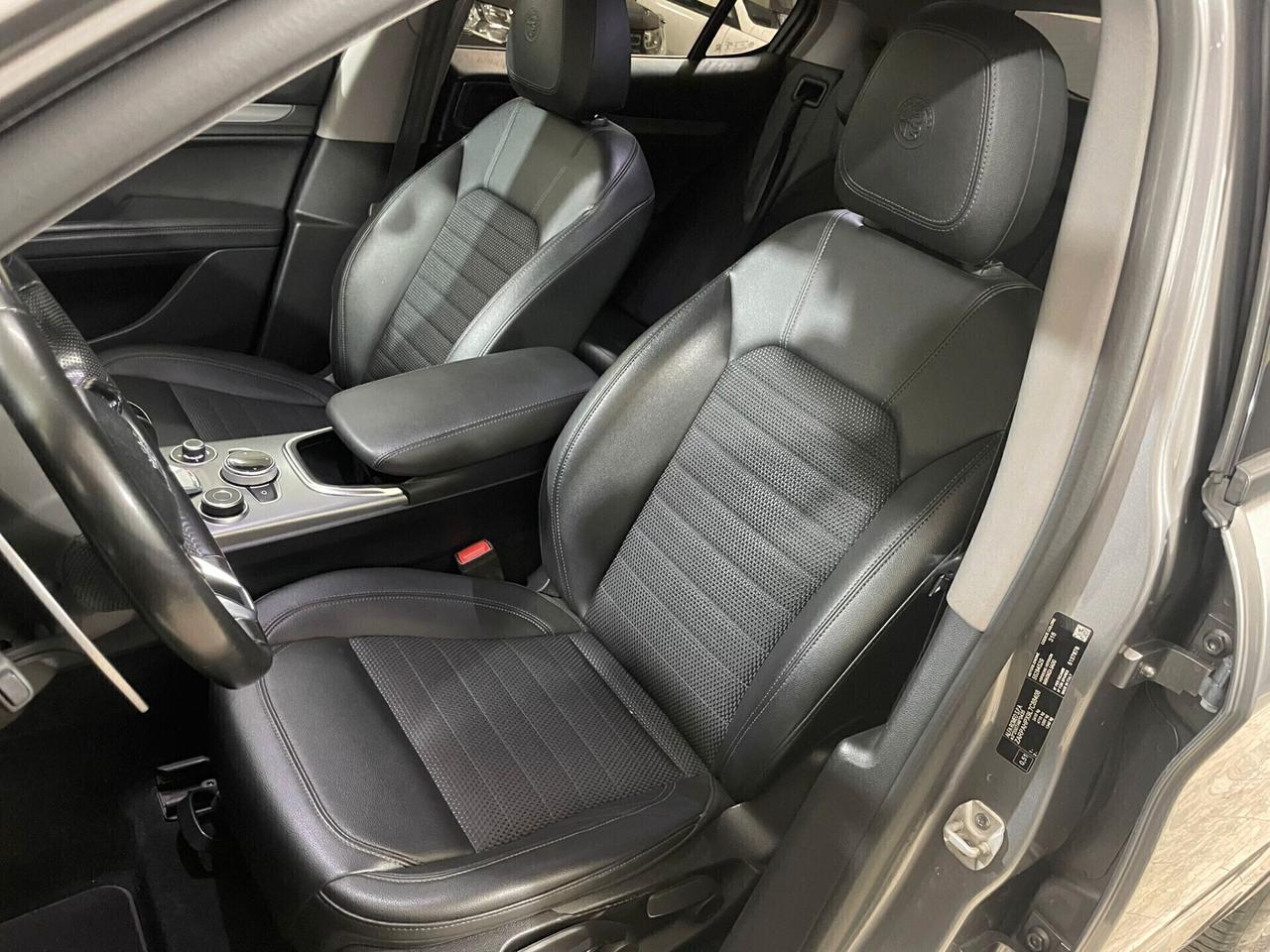 Alfa Romeo Stelvio 2.2 Turbodiesel 190 CV AT8 Q4 Sprint
