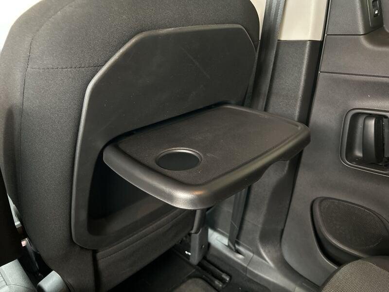 Toyota Proace City Verso electric L1 50kWh D Executive