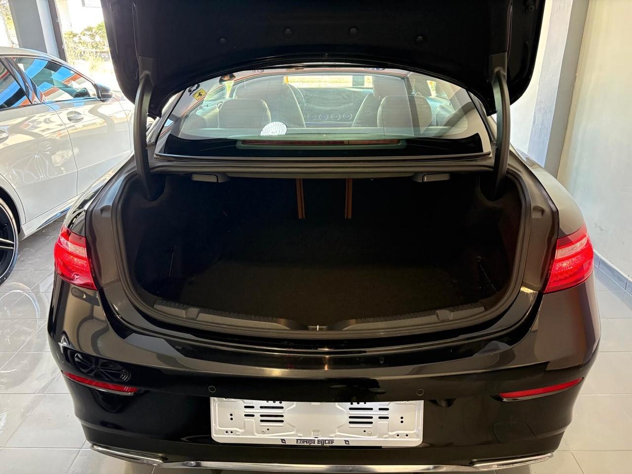 Mercedes-benz E 220 d 4Matic Premium Plus