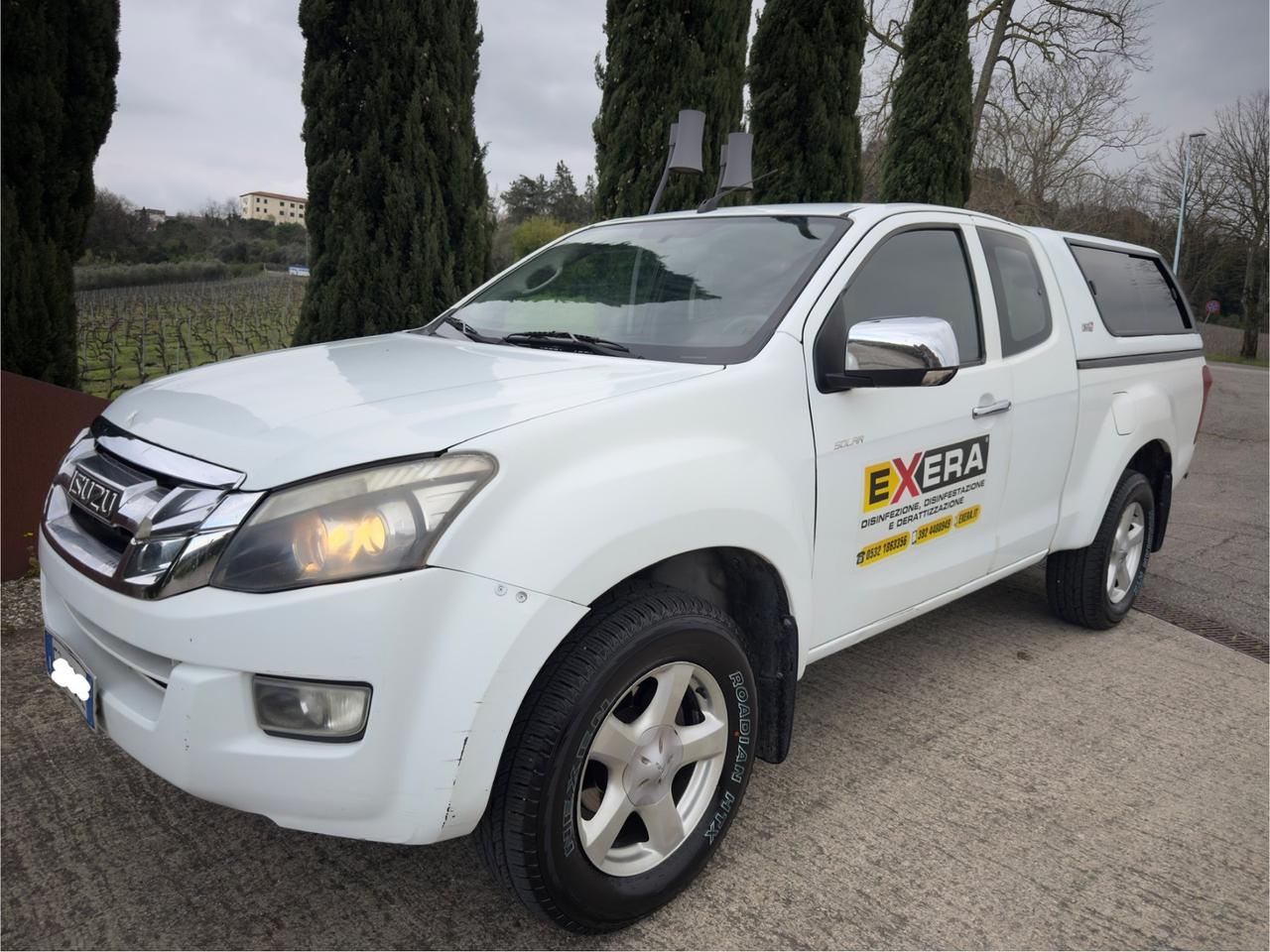 Isuzu D-Max 2.5 Crew Cab Solar Special 4WD