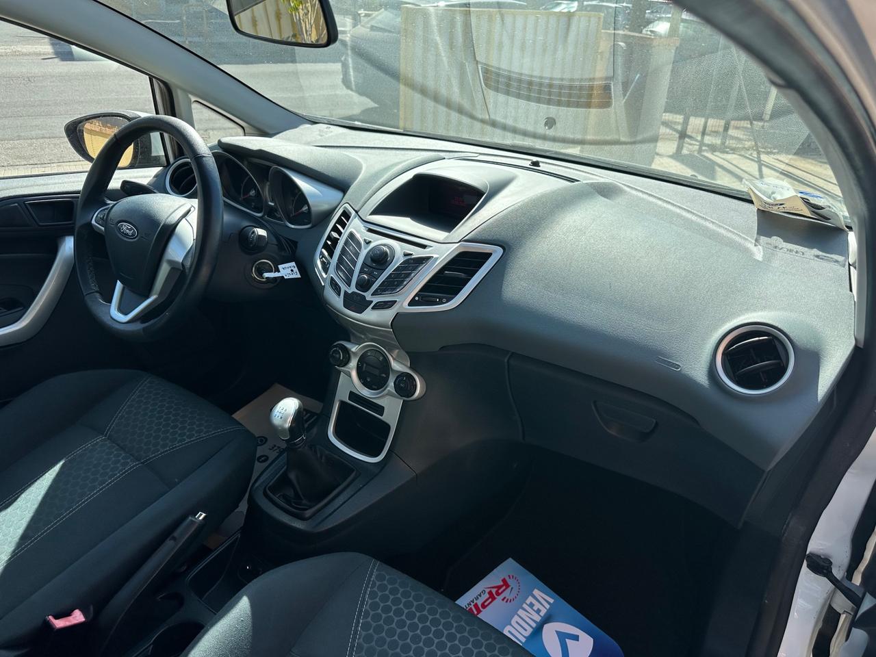 Ford Fiesta 1.4 TDCi 68CV 3 porte Titanium