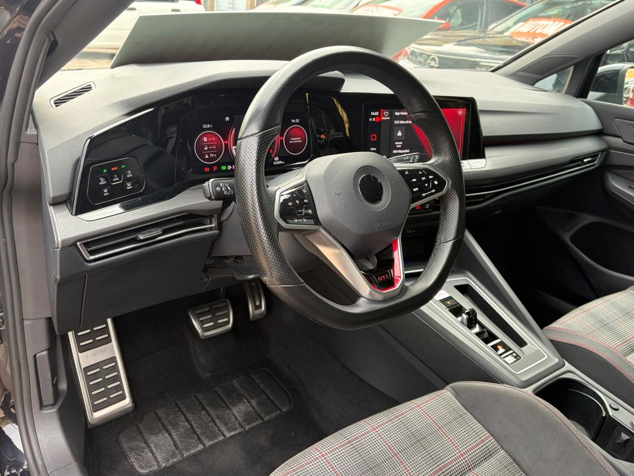 Volkswagen Golf GTI 2.0 TSI DSG